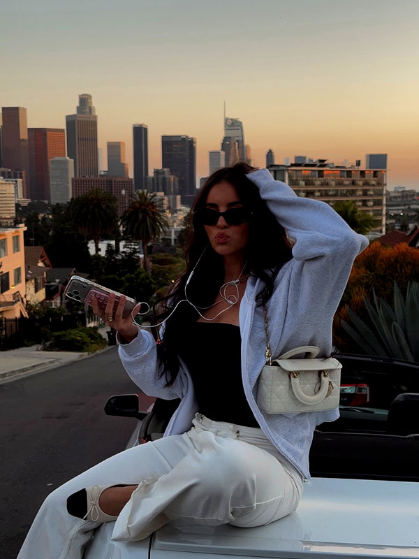 zoeliss instagram image archive image