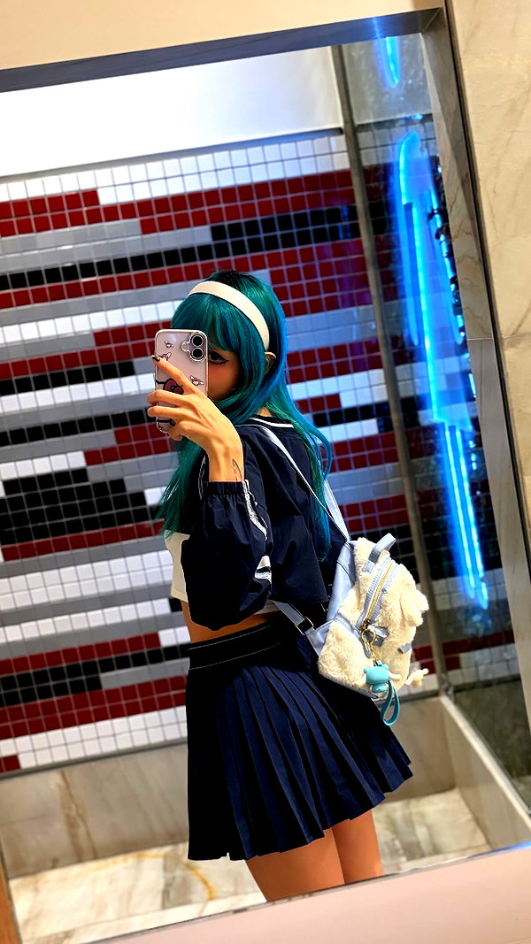 jadelaverne instagram image archive image
