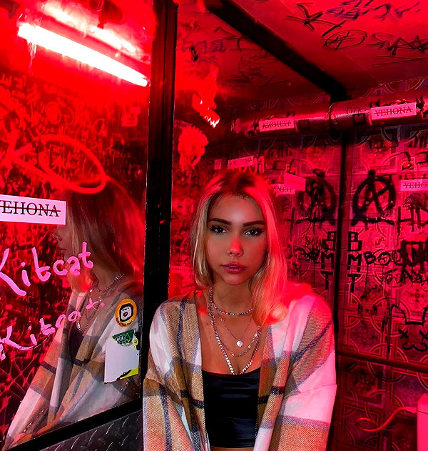 yulia.isakov instagram image archive image