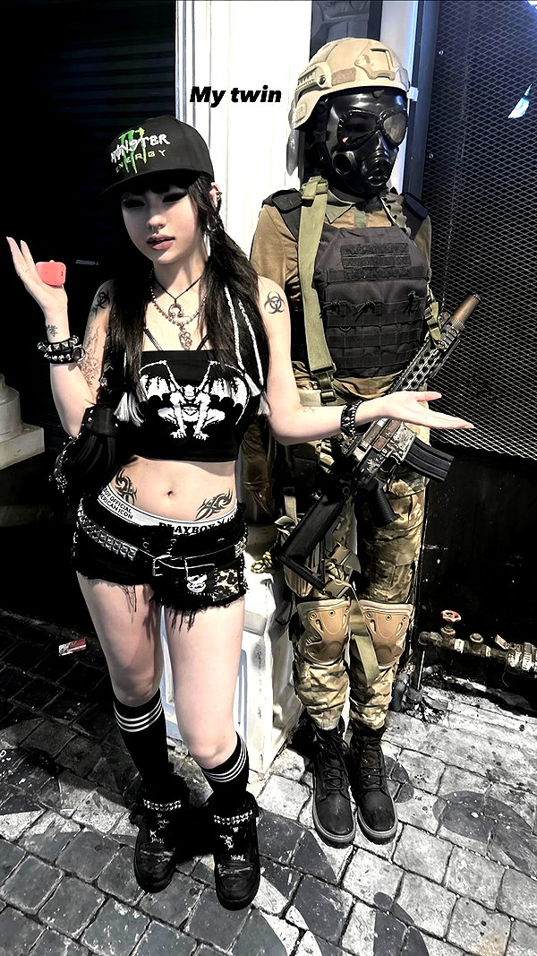 biohazard.g1rl archive image