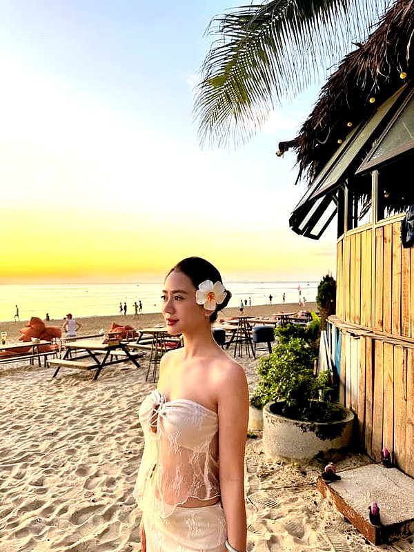 lyhythuedoxinh instagram image archive image