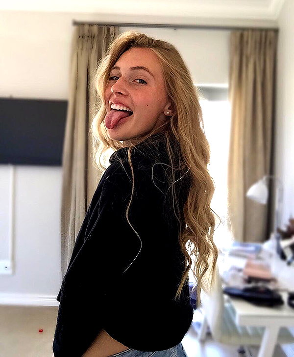 chelsnamsayin instagram image archive image