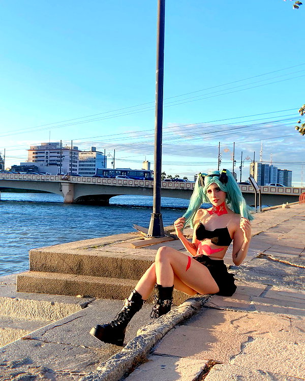 jadelaverne instagram image archive image