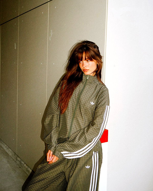 annazak12 instagram image archive image