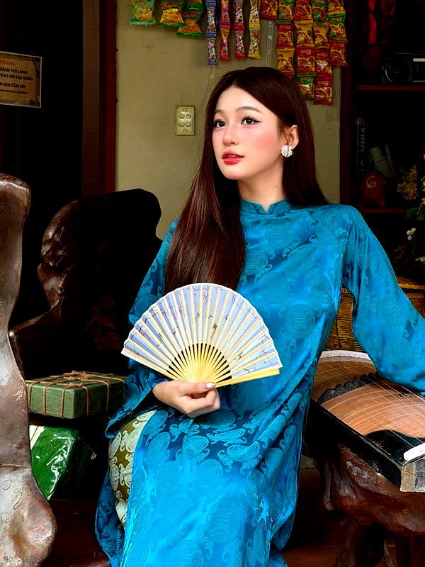 lyhythuedoxinh instagram image archive image
