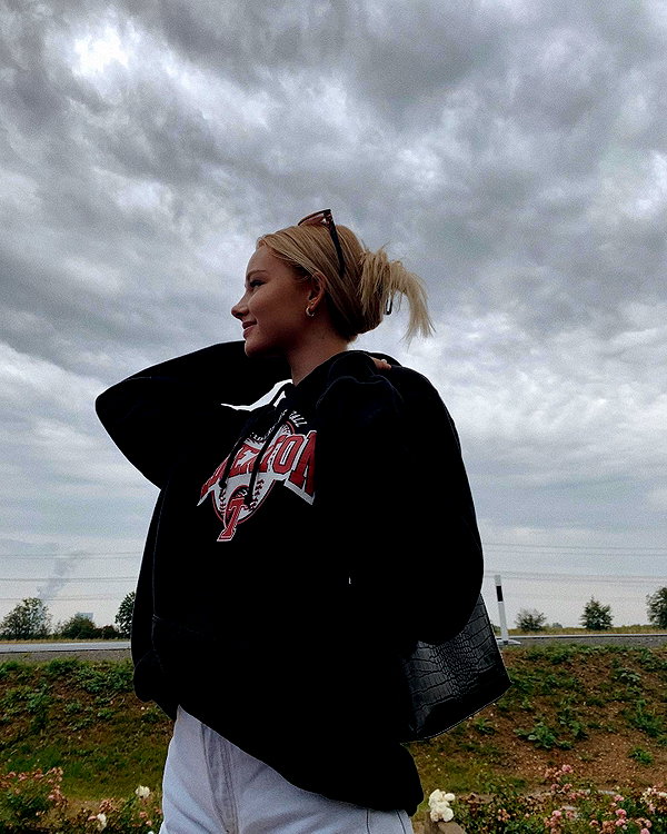 lilih instagram image archive image