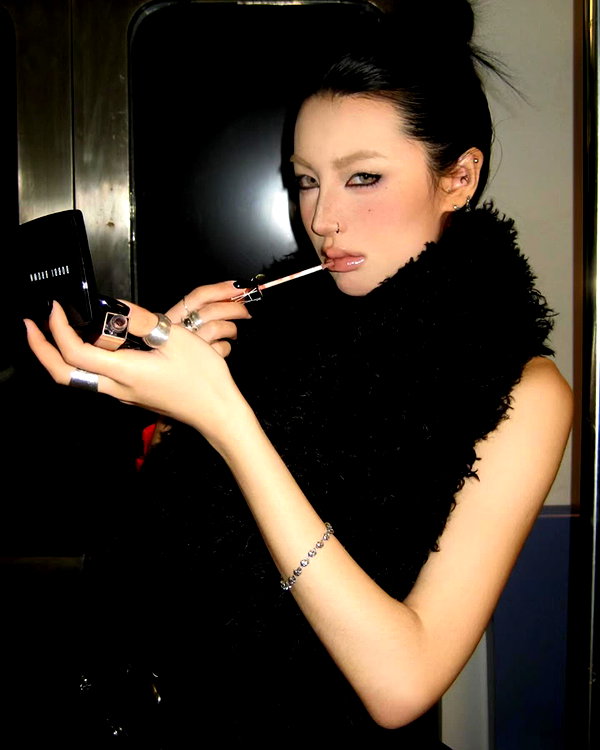 fair_mua instagram image archive image