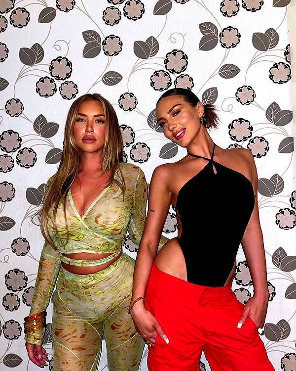 staskaranikolaou instagram image archive image