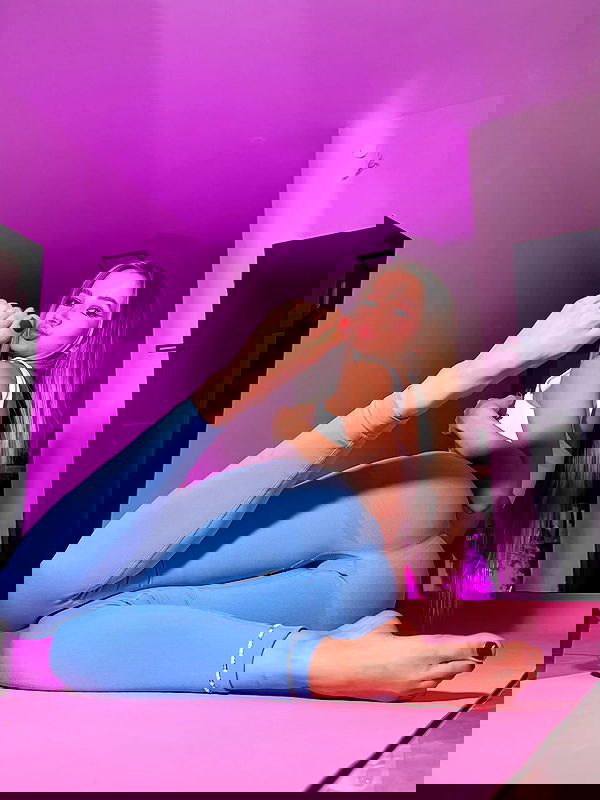 israel_adele_ israel_adele_ archive image