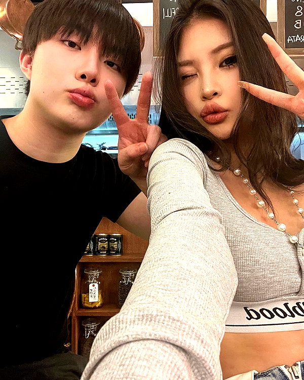 ll.lu1s instagram image archive image