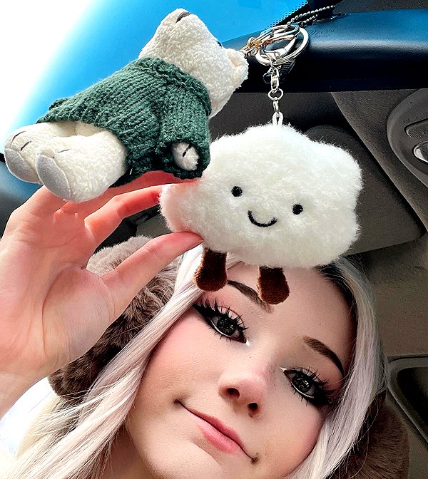 danielle.mercedie instagram image archive image