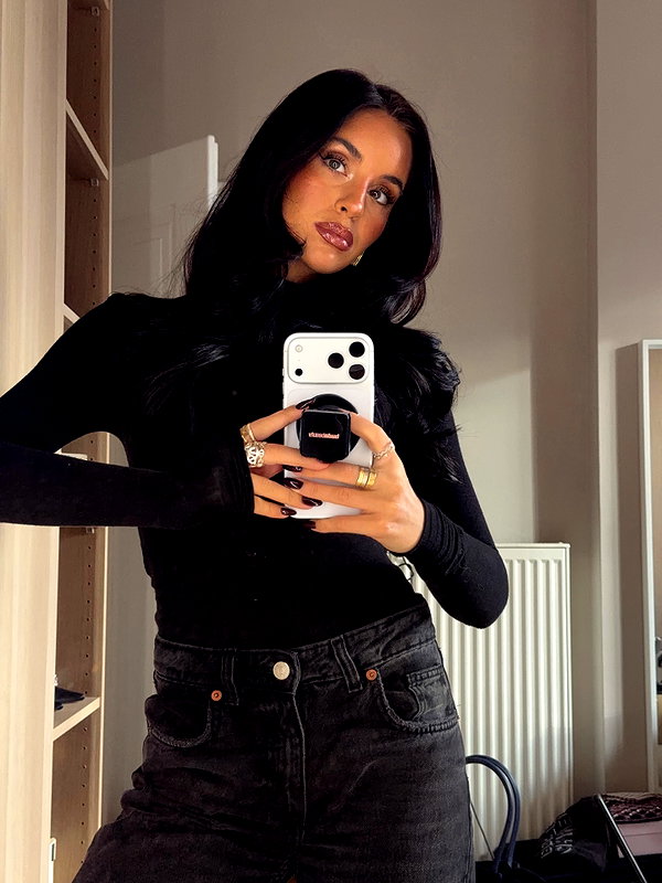 zoeliss instagram image archive image