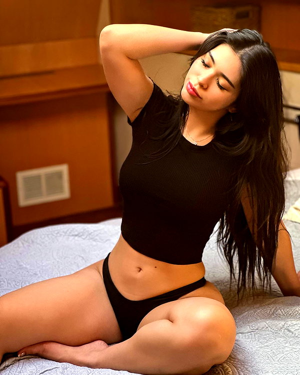 aishahsofey instagram image archive image