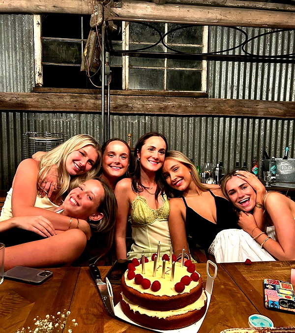 0emmamac instagram image archive image