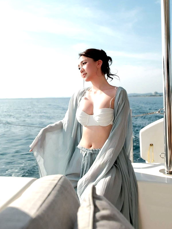 lyhythuedoxinh instagram image archive image