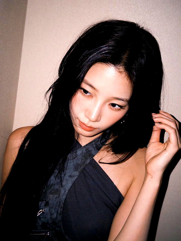 zuhazana instagram image archive image