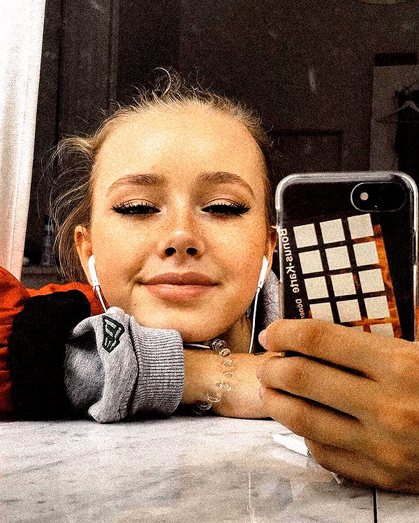 lilih instagram image archive image