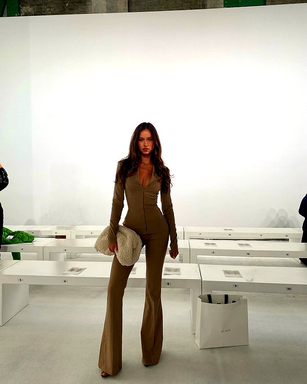 isabellemathersx instagram image archive image