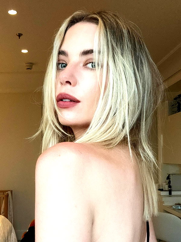 ashleybenson instagram image archive image
