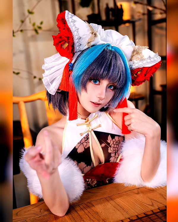 miee_cos instagram image archive image