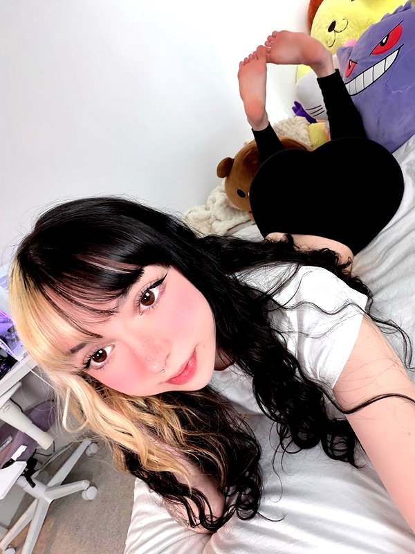 mia4rentz instagram image archive image