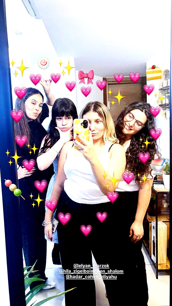 Archived image from @notchicore on Instagram