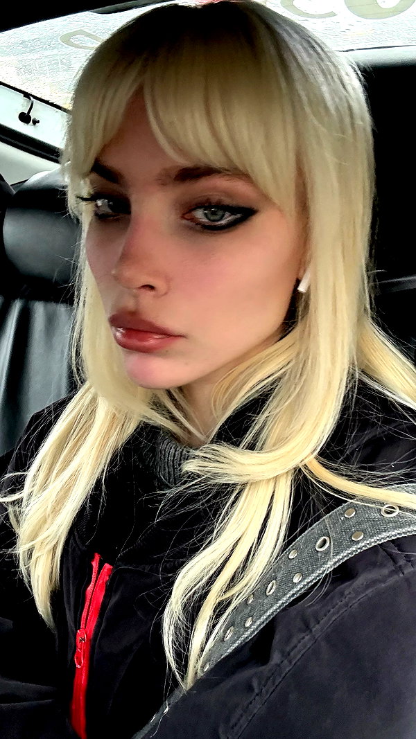 alien.hanna instagram image archive image