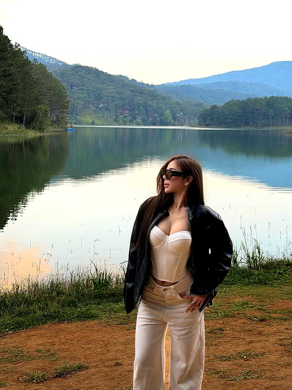 lyhythuedoxinh instagram image archive image