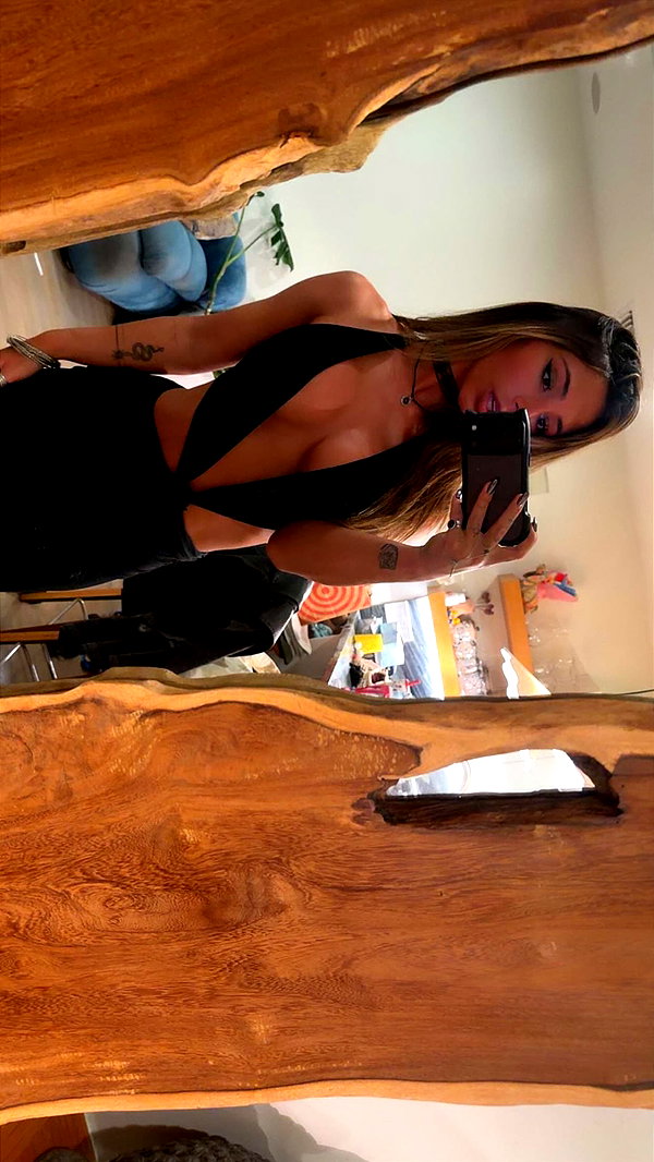 emelyeender instagram image archive image