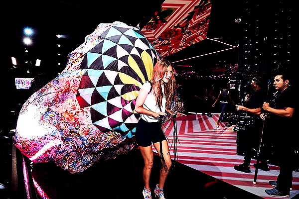 gigihadid instagram image archive image