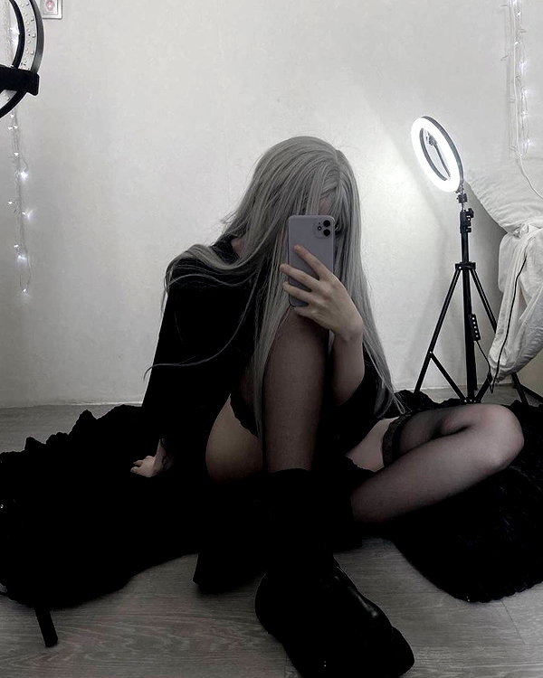 glowmoonshorty instagram image archive image