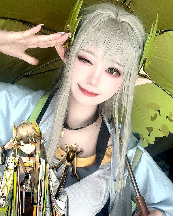 xier_cos instagram image archive image