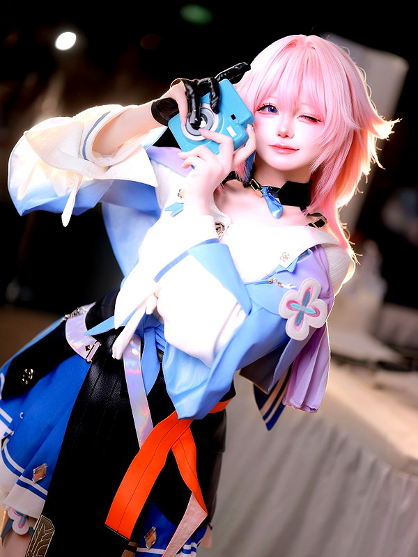 _mewcos instagram image archive image