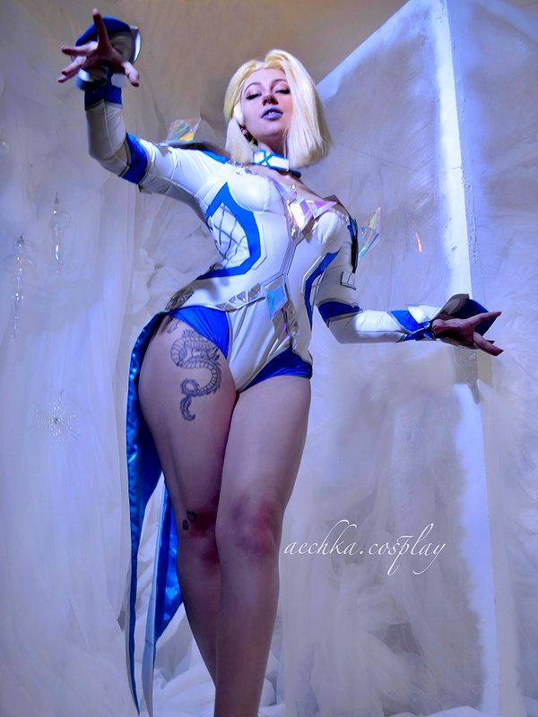 aechka.cosplay instagram image archive image