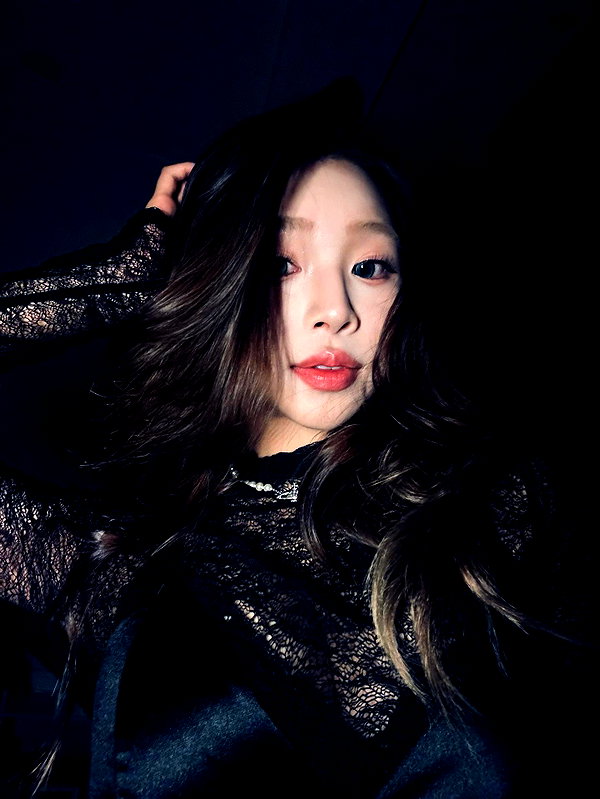 e.shao_417 instagram image archive image