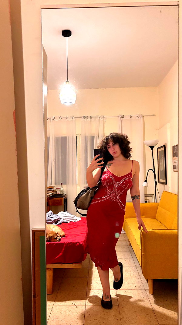 Archived image from @alma.almog on Instagram