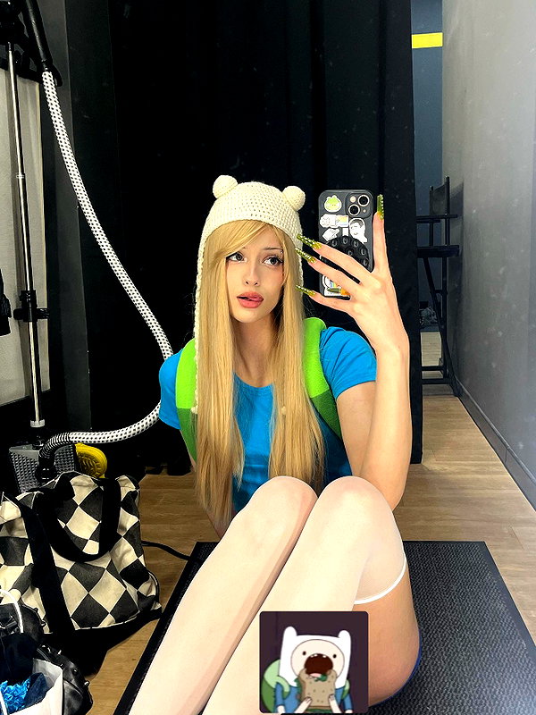 chrisstinalekss instagram image archive image