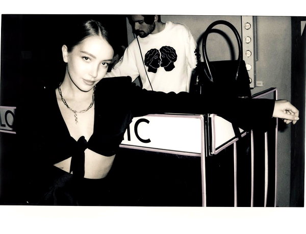 veroni22ka instagram image archive image