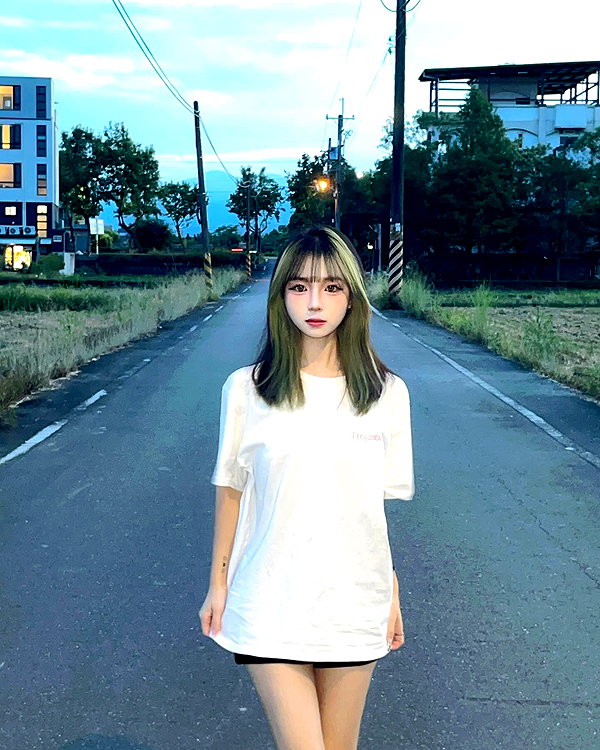 52._.0921 instagram image archive image