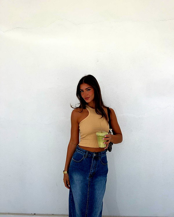 dekota_thompson instagram image archive image