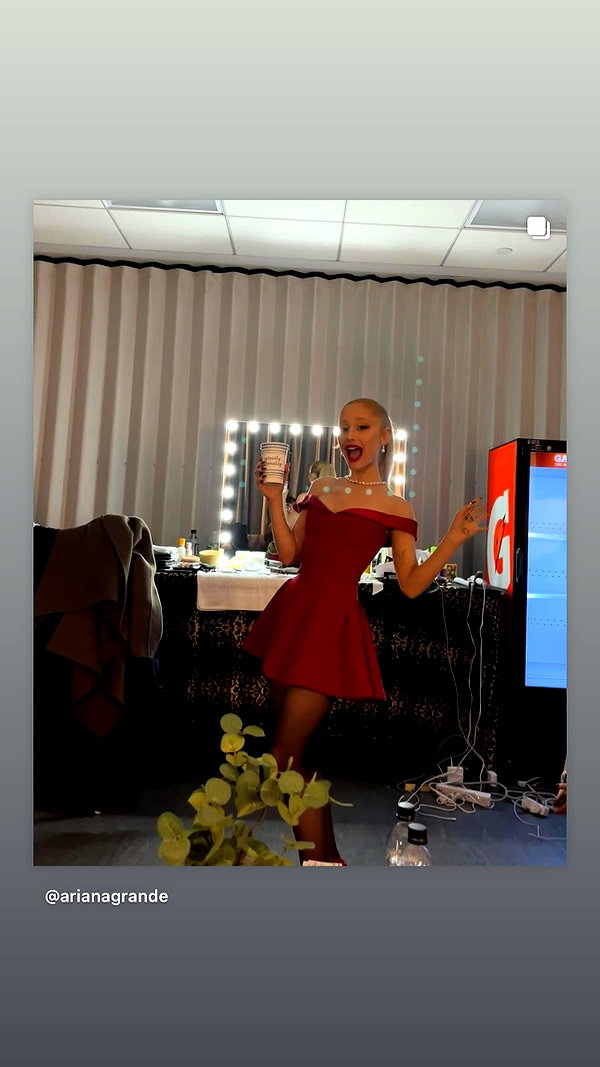 arianagrande instagram image archive image