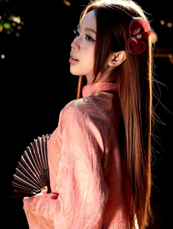 lyhythuedoxinh instagram image archive image