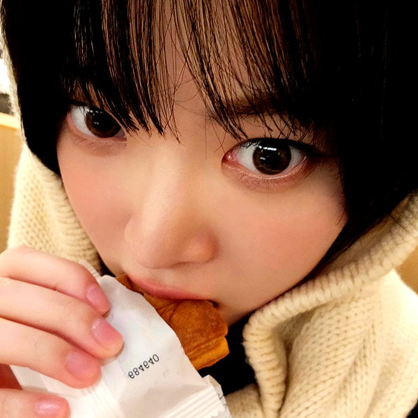 hhh.e_c.v instagram image archive image