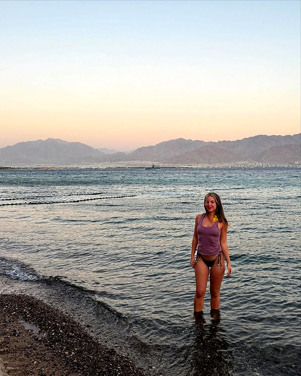 roni_ackerman instagram image archive image