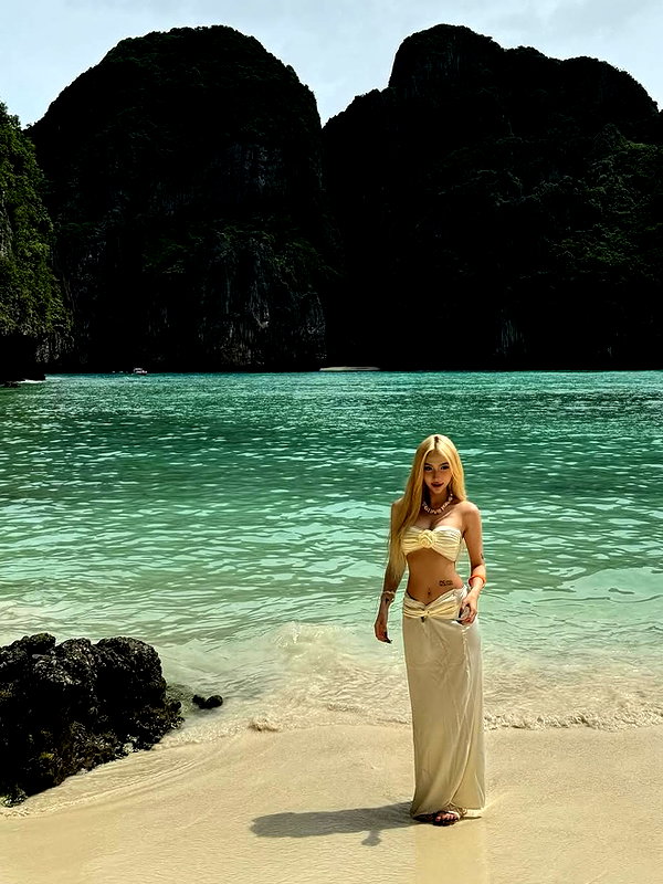 lyhythuedoxinh instagram image archive image