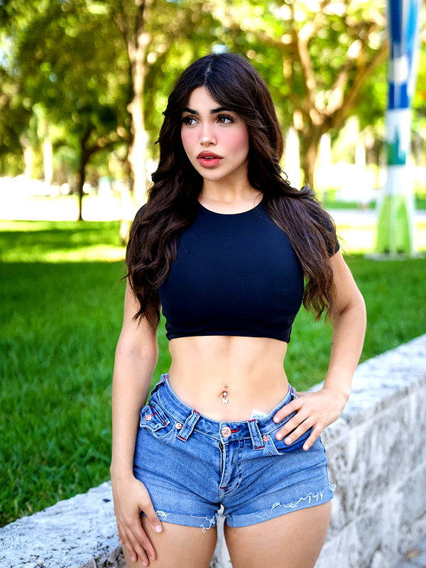 alinnarosee instagram image archive image