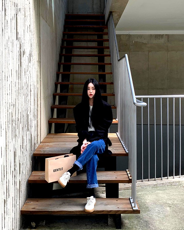 daxbin instagram image archive image
