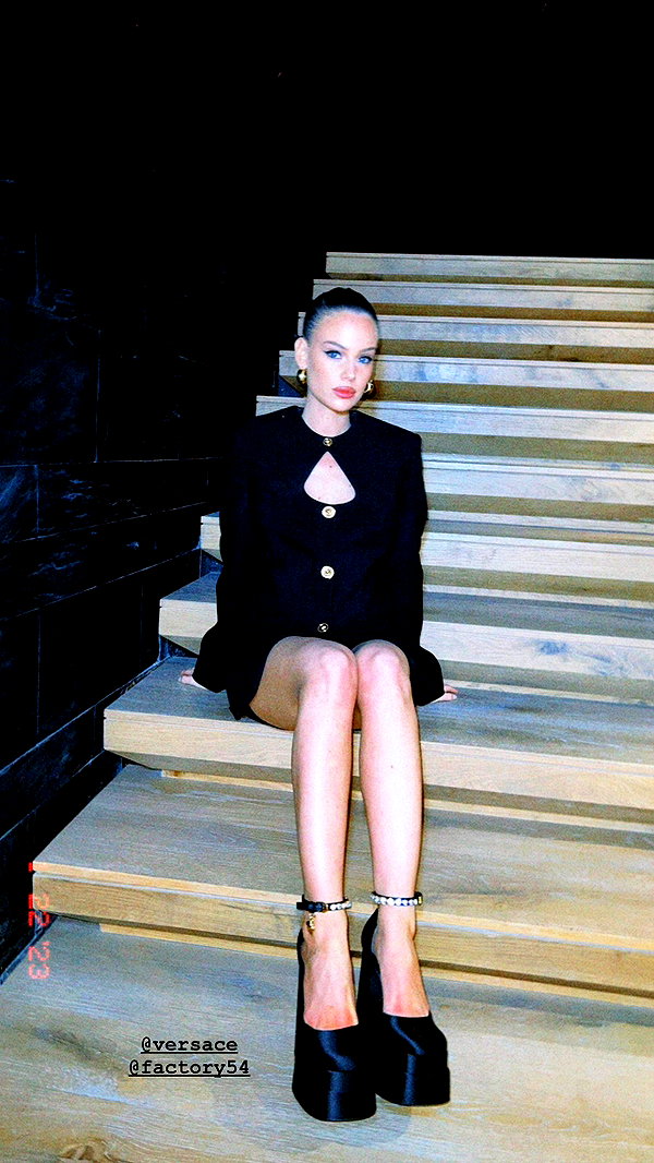 barzomer instagram image archive image