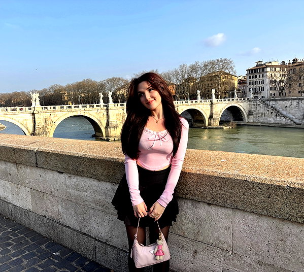 elsgatti instagram image archive image