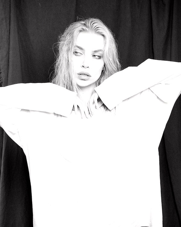 anya4everr instagram image archive image